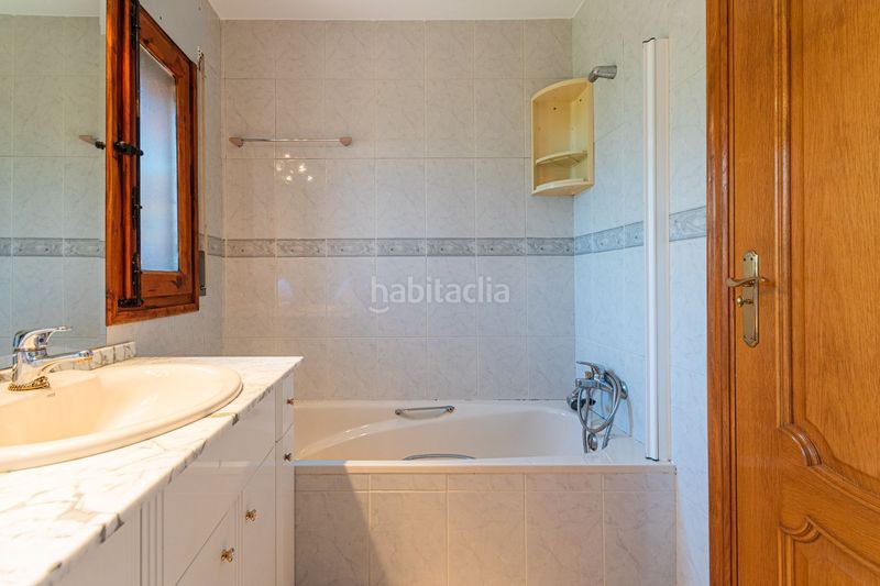 Foto a6adadca-df37-4026-be2c-2b8d25284ab0. Casa amb calefacció a Soto de Viñuelas Tres Cantos