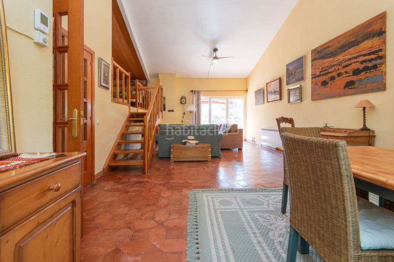 Foto b10137ba-9667-4e8f-bfbb-cc6c36cb4f25. Casa amb calefacció a Navalquejigo-Los Arroyos Escorial (El)
