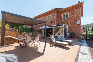 Maison jumelée à Collado Mediano