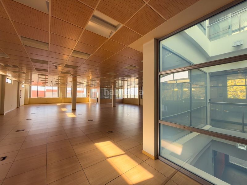 Foto f46b5d9f-4e17-476a-b39b-b64b85db1883. Edifici a Montserrat-Parque Empresarial San Fernando de Henares