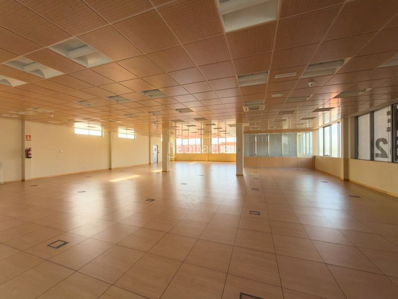 Foto faa369aa-a89f-4dd6-8463-c37481c2ed36. Edifici a Montserrat-Parque Empresarial San Fernando de Henares