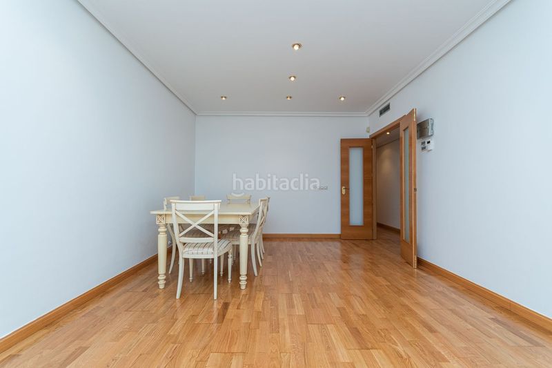 Foto 45112cb1-ab96-432b-9647-82a2a4a17c8c. Pis amb calefacció a Sanchinarro Madrid