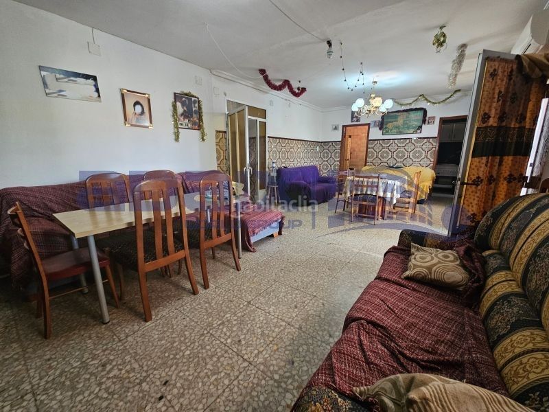 Foto 8a2c1f87-e4f3-434f-a738-723d32c8a7cc. Casa a calle jesús del gran poder a Carretera de Córdoba - Libertad Puertollano