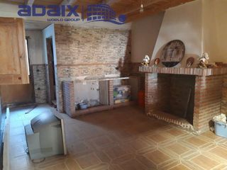 Planta baixa en Calle cristo 78. Planta baja en venta en  almod�var del campo, ciudad real