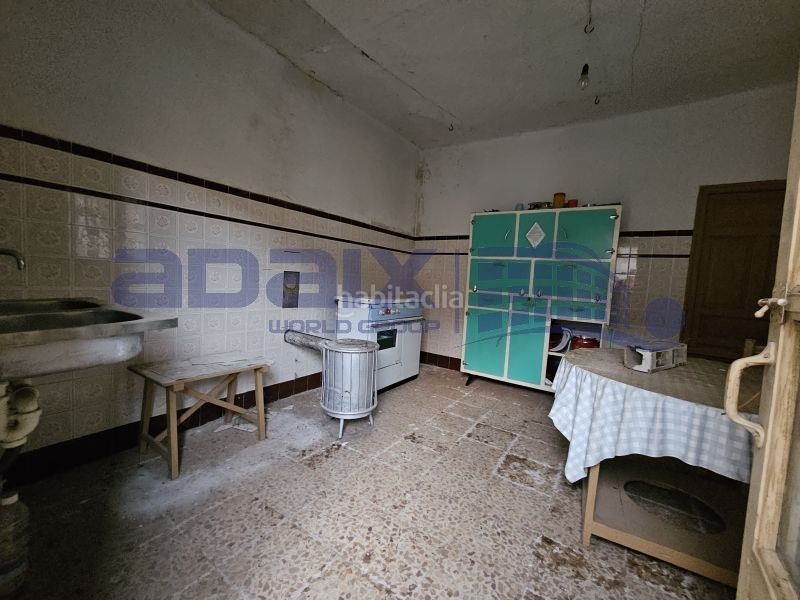 Foto f29dfaf4-8cd7-47b9-ad58-00336d037532. Casa a calle de longuera a El Poblado - Abulagar Puertollano