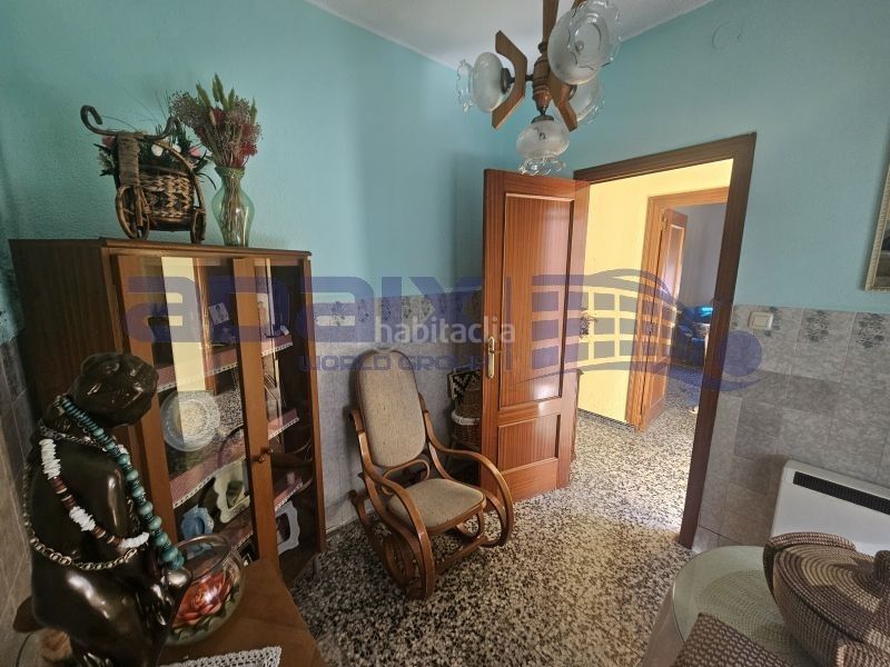 Foto 8e5bdfcd-a9ce-43b0-b3aa-5c1fbb9a3d5e. Casa amb aparcament a PAU 2-600 Puertollano