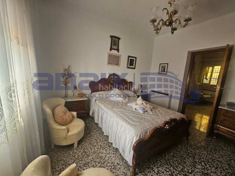 Foto d36db758-fe4b-4464-a931-731f8cc6b266. Casa amb aparcament a PAU 2-600 Puertollano