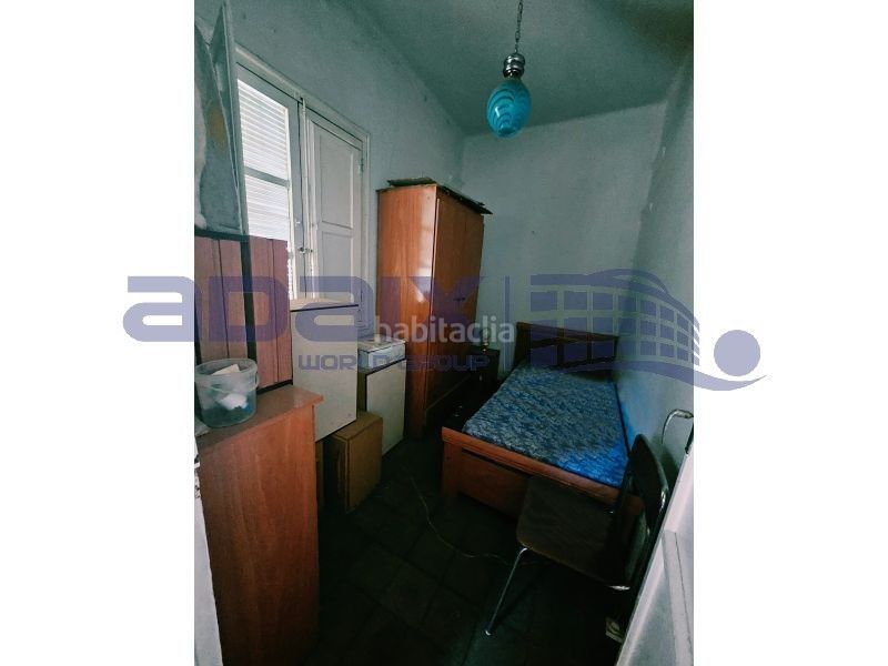 Foto fa49aacf-c436-400e-8250-e1ee7da24519. Casa en avenida primero de mayo casa en venta en , ciudad real en Puertollano