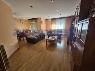 Miete Etagenwohnung in Calle numancia. Piso en alquiler en  puertollano, ciudad real