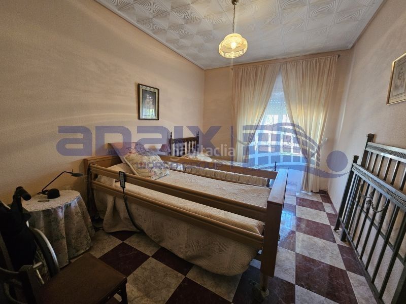Foto d0b966fa-9528-422c-92c9-9b96decf1308. Edifici a carretera puertollanoalmodovar del campo a Almodóvar del Campo