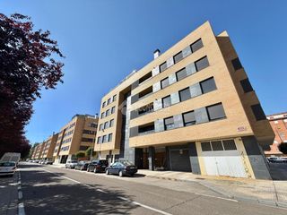 Pis a San Antonio. Piso en venta en palencia
