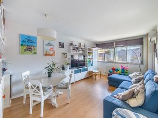 Flat in Sanchinarro. Piso en venta en madrid