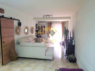 Etagenwohnung  Calle recas. Apartamento con plaza de garaje y trastero. yeles