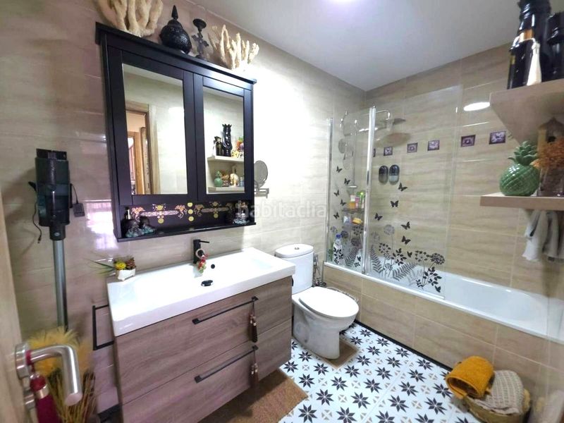 Foto f309f844-3536-4246-a1a8-4c6b5932153a. Pis amb calefacció aparcament a Yeles