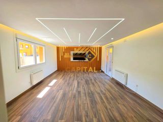 Maison jumelée  Calle granada. Chalet 4 dormitorios con reforma integral. magán