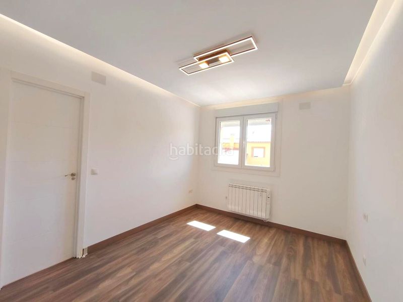 Foto 0e278986-a89f-4715-81ba-5fde057e2f94. Casa adossada amb calefacció aparcament a Magán