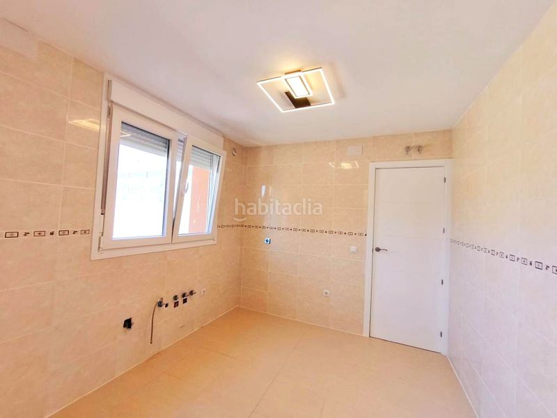 Foto 49fc6872-ab26-4a64-bfdf-593895232932. Casa adossada amb calefacció aparcament a Magán