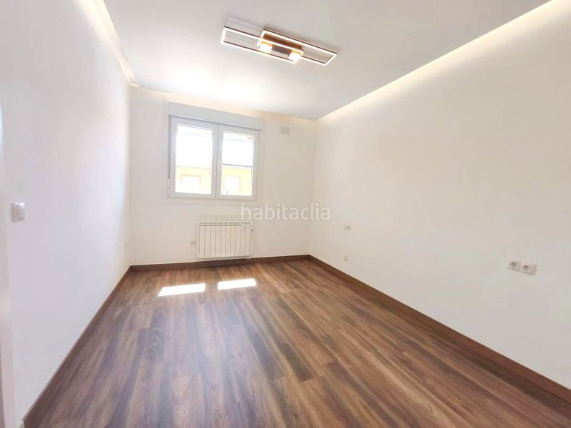 Foto c6b7be22-4f0d-445a-8cff-542a3f9372f5. Casa adossada amb calefacció aparcament a Magán