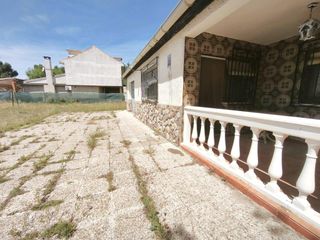 Casa  Barrio de san miguel. Casa  finca urbanizable. colmenar de oreja