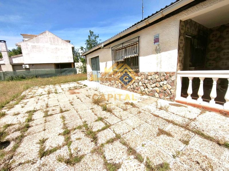 Foto 1a04dc51-28ef-46a0-9a8a-424829b859ac. House with heating parking in Colmenar de Oreja