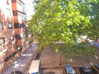 Pis  Calle del arroyo del olivar. Piso de 3 dormitorios y terraza. arroyo del olivar