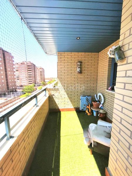 Foto cbe3b62a-9c05-4e05-a31d-e0ca23c2deb4. Pis amb calefacció aparcament piscina a El Quiñón Seseña