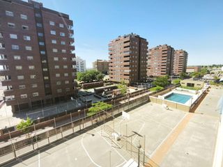 Pis  Calle rembrandt. Piso 2 dormitorios, garaje y trastero. el qui�on