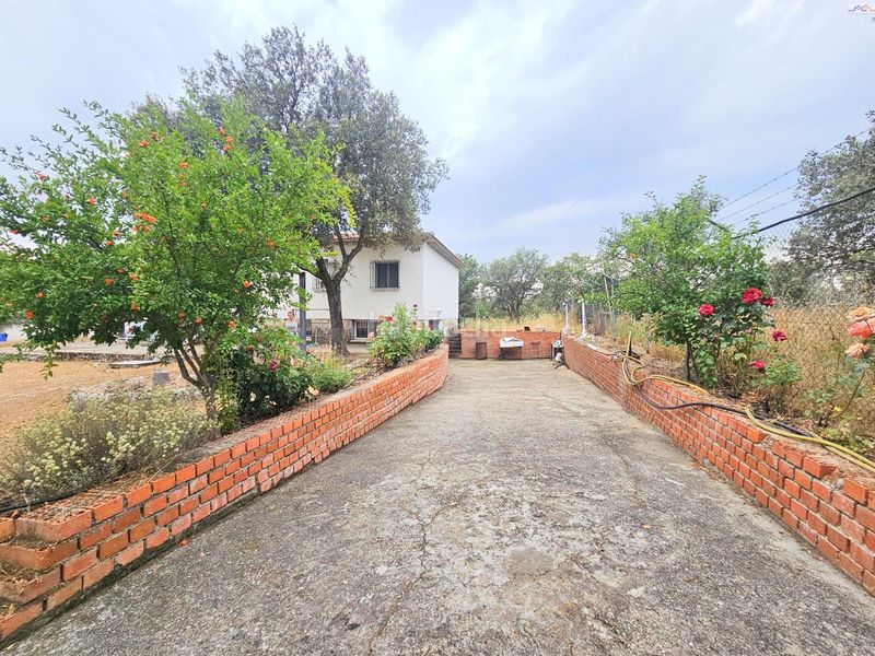 Foto 729350ac-635b-4a87-a9a9-2b9df80941f1. Xalet amb xemeneia calefacció piscina a Villa del Prado