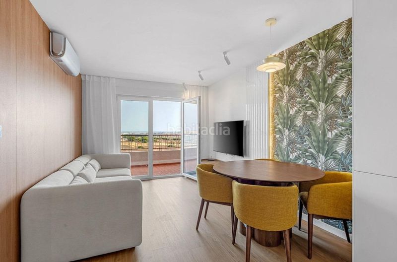 Foto e170bf2a-f39a-40f6-b4dc-a8fe25414ddb. Appartement avec piscine dans Punta Prima Torrevieja