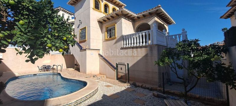 Foto 937c5d19-6bba-4090-b7d6-d8b19be94580. Xalet amb aparcament a La Zenia Orihuela
