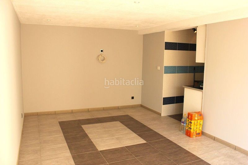 Foto b7cb9efc-4659-413e-af06-eee84eb6b47b. Xalet amb aparcament a La Zenia Orihuela