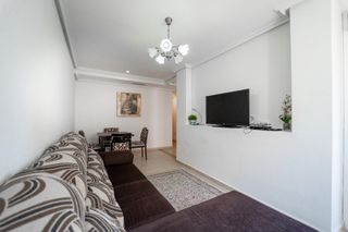 Apartament a Puerto Deportivo. Piso en venta en torrevieja  2 dormitorios  73 m2  ideal para vi
