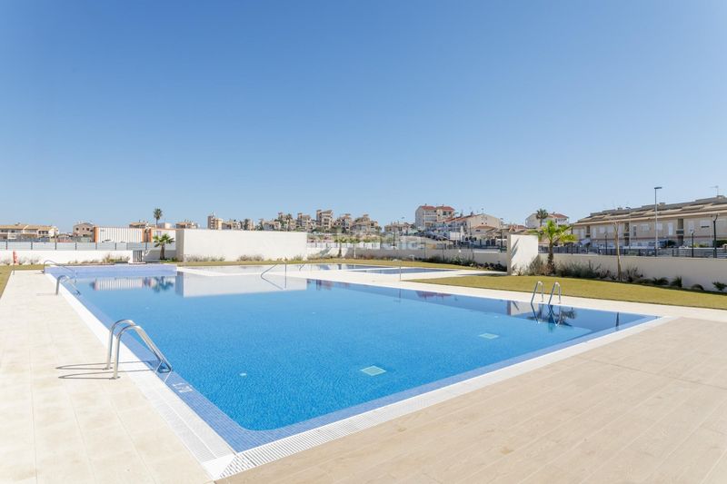 Foto 5cde96e5-c29a-416c-abb2-8b4ff2b59c80. Apartament a Cañada del Molino Torrevieja