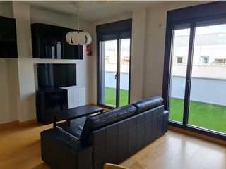 Location Appartement  Calle doctora felisa martínez ruiz 13. Ático moderno de 2 dormitorios en una de las mejores zonas de bu