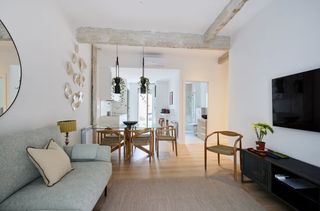 Lloguer Apartament  Calle de tudela 5. Elegante apartamento reformado de 3 dormitorios en el centro de