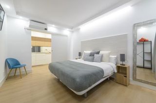 Lloguer Apartament a Calle de hortaleza 13. Céntrico alojamiento, ubicado a pocos metros de gran via, comple