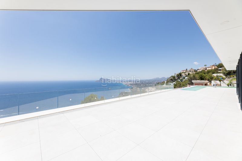 Foto d63c1fa0-6030-4c7d-b3f3-b8903f3d0809. Casa amb calefacció aparcament piscina a Altea hills Altea