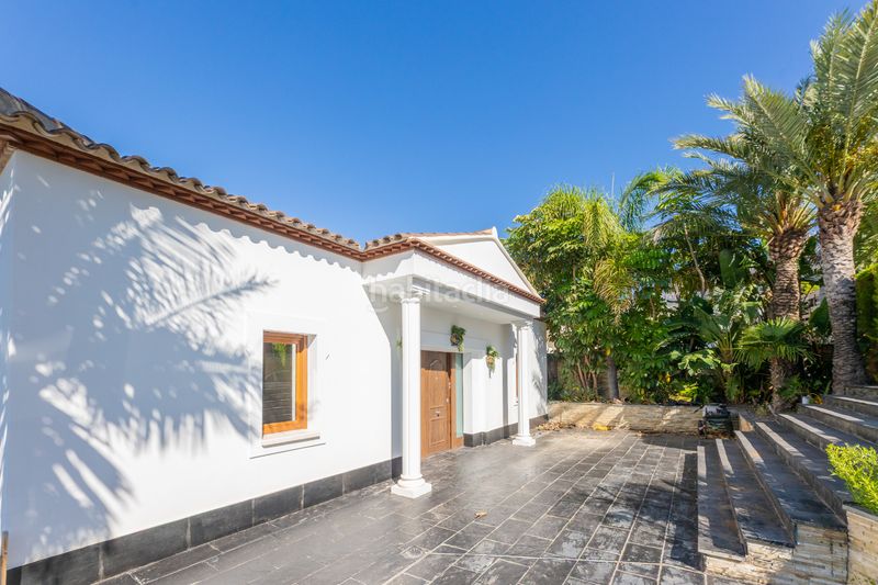 Foto c6f8519f-4608-4d2d-b2f8-80452f175bd7. Casa amb calefacció aparcament piscina a Altea la vella Altea