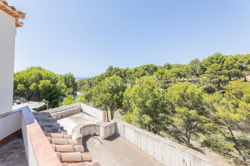 Foto cf5ff498-1c11-40e0-b765-da499335e2c2. Casa amb calefacció aparcament piscina a Altea la vella Altea