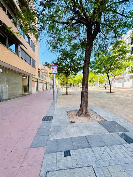 Foto 85492d53-65e4-4439-836f-276ca0876107. Local comercial a Plaza Crevillente - Antiguos Juzgados - El Asilo Elche / Elx