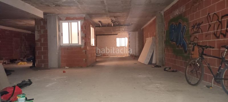 Foto b60c9d4e-f47e-4d11-a3f1-ecbd1fe9fcc6. Local comercial a El Carril - Paseo de Chapi Villena