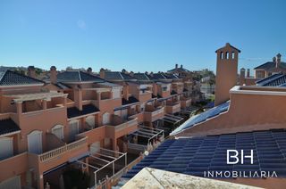 Miete Haus  Zaragoza. Bungalow adosado en alquiler en urbanización con piscina  santa