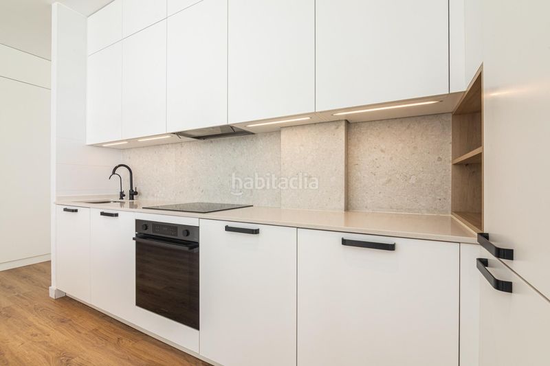 Foto ae04e6bf-e866-4be1-881f-67bed7948160. Planta baixa amb calefacció aparcament piscina a Elche / Elx