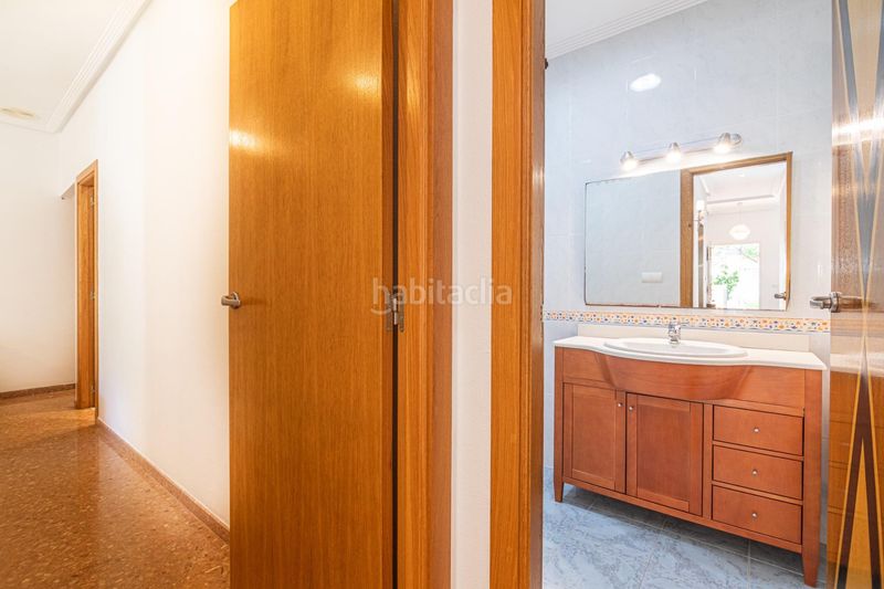 Foto 649963d8-7272-4675-80f6-a9b54e39e2b7. Casa amb calefacció aparcament a El Travaló - Martínez Valero Elche / Elx