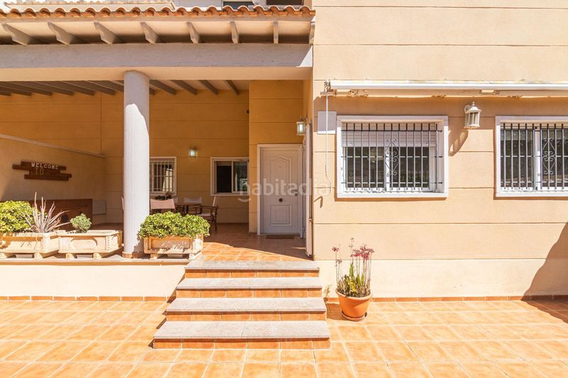 Foto 693d60c1-8b8b-4917-8766-f0fa1548c23a. Casa amb calefacció aparcament a El Travaló - Martínez Valero Elche / Elx