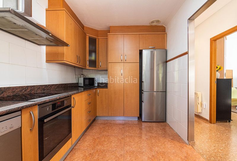 Foto 87135b47-e5ae-4783-a962-2e1f8217f6cf. Casa amb calefacció aparcament a El Travaló - Martínez Valero Elche / Elx