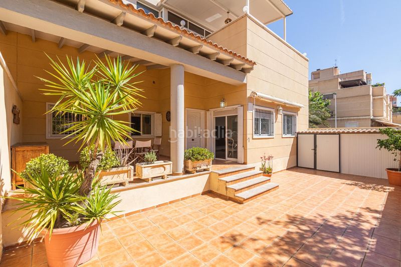 Foto da357c32-7fd0-4ad8-9604-d09bc1366d4e. Casa amb calefacció aparcament a El Travaló - Martínez Valero Elche / Elx