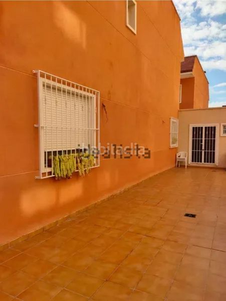 Foto 72ee7b27-a0be-4461-9e74-abdeef3381b0. Casa amb calefacció aparcament piscina a Ciutat Universitària Elche / Elx