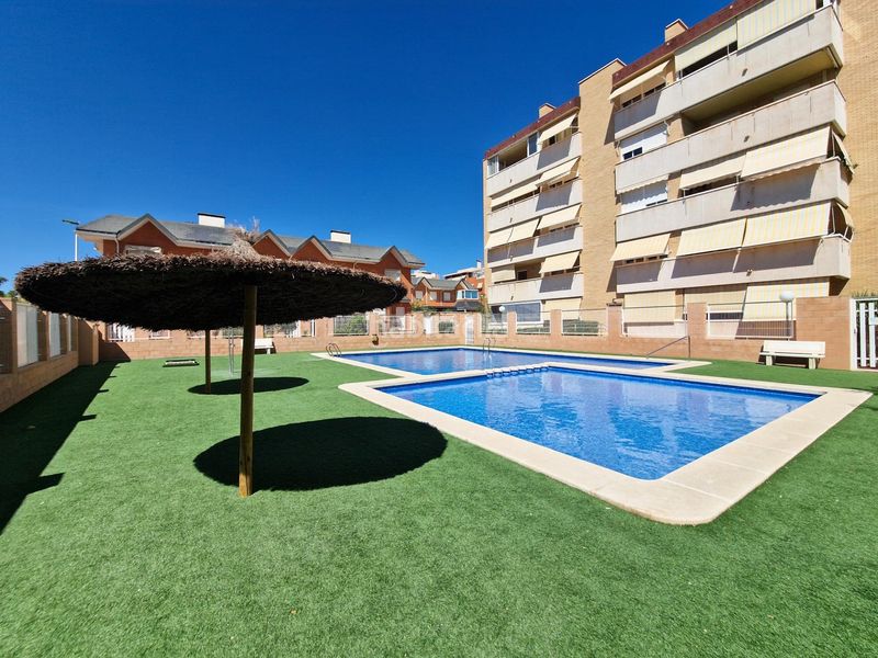 Foto 46ca45f1-e43f-44f0-97e1-8ca98d5c5981. Casa amb calefacció aparcament piscina a Ciutat Jardí - Torreta Verdí Elche / Elx