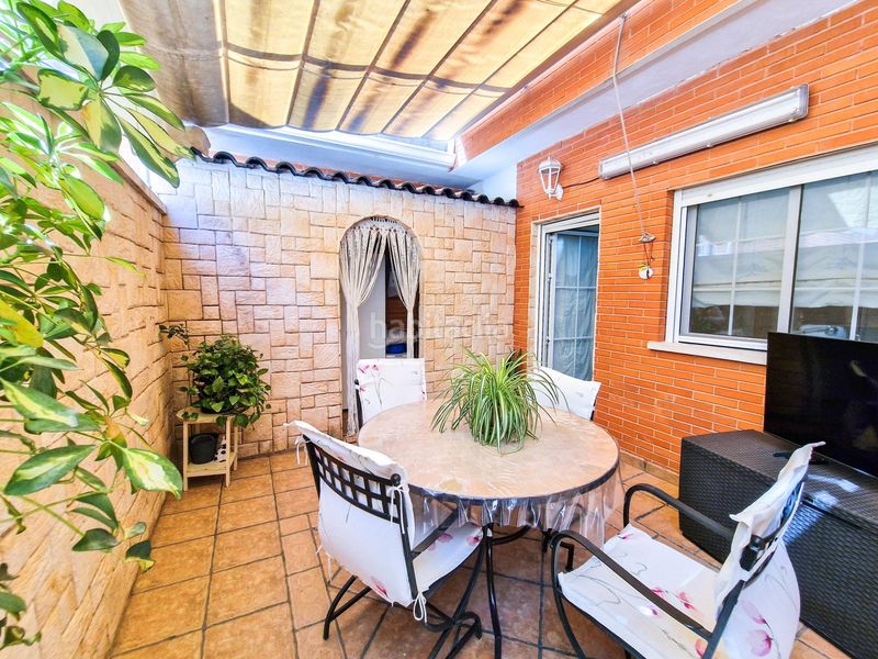 Foto 57764c33-4c2d-43d0-9350-a9f140cafdbd. Casa amb calefacció aparcament piscina a Ciutat Jardí - Torreta Verdí Elche / Elx